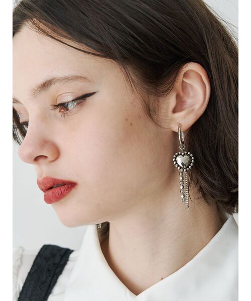 jouetie（ジュエティ）の「ビジューコンビハートピアス（ピアス（両耳用）・レディース・シルバー/ゴールド・FREE）」の2枚目の写真