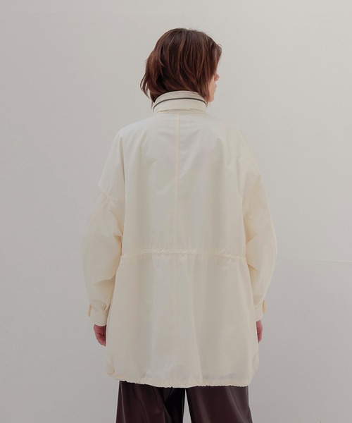STUMBLY(スタンブリー)の「STUMBLY / New Miltary Jacket(ニューミリタリージャケット 535-5150001)(ブルゾン・レディース・ホワイト・36)」の4枚目の写真