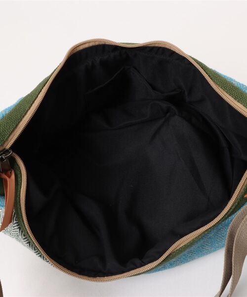 チャイハネ（チャイハネ）の「【チャイハネ】ラージャクレセントバッグ（ショルダーバッグ・レディース・パープル/ブラック/カーキ/ブルー・FREE）」の7枚目の写真