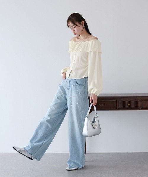 BLUEEAST(ブルーイースト)の「2WAYオフショルブラウス(シャツ/ブラウス・レディース・アイボリー/ブルー/ホワイト・MEDIUM)」の18枚目の写真