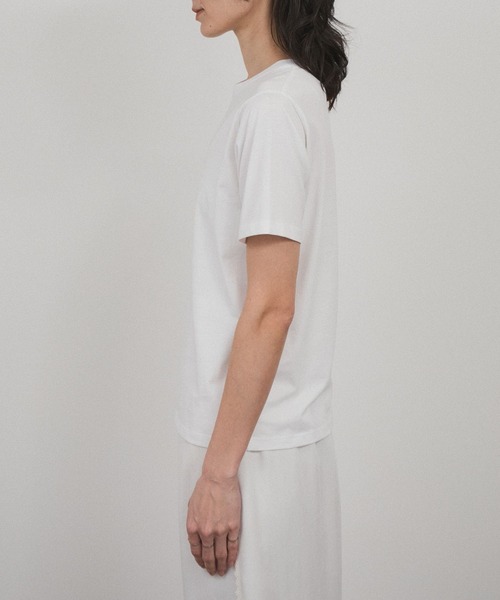 SALON adam et rope'（サロン アダム エ ロペ）の「レイヤード2パックT / タンク［セット］（Tシャツ/カットソー・レディース・ブラック/カーキ/ホワイト・FREE）」の20枚目の写真