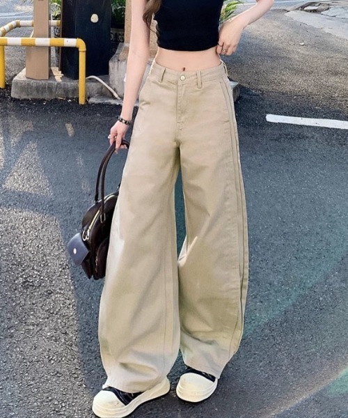 gossip！ロサンゼルス（ゴシップロサンゼルス）の「サイドタックデザイン ざっくりシルエットワイドパンツ（デニムパンツ・レディース・ライトグレー・S/M）」の11枚目の写真