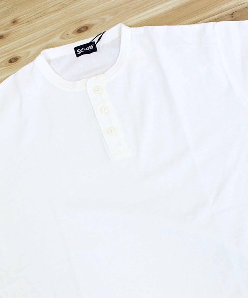 schott(ショット)の「PIGMENT O/D HENLEY NECK SS T-SHIRT(Tシャツ/カットソー・メンズ・ホワイト/ブラウン/ブルー/セージグリーン/ブラック・M/L/XL/XXL)」の8枚目の写真
