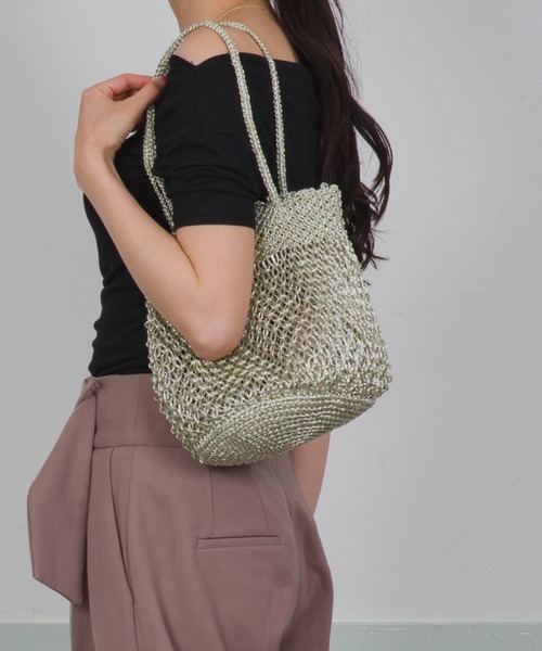 The Bagmati（ザバグマティ）の「【The Bagmati/ザバグマティ】ミニ　かごバッグ  メタリックコード マクラメ編み（かごバッグ・レディース・ブラック/ホワイトゴールド/シルバー・FREE）」の13枚目の写真