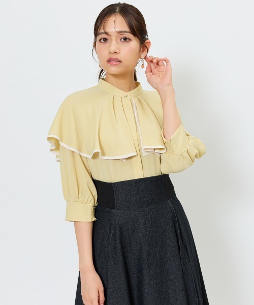 AND COUTURE(アンドクチュール)の「パイピングケープブラウス(シャツ/ブラウス・レディース・イエロー/ミント/オフホワイト・FREE)」の19枚目の写真