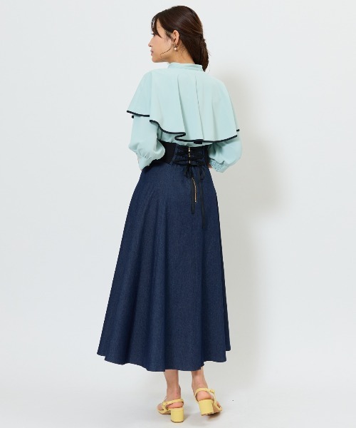 AND COUTURE(アンドクチュール)の「パイピングケープブラウス(シャツ/ブラウス・レディース・イエロー/ミント/オフホワイト・FREE)」の5枚目の写真