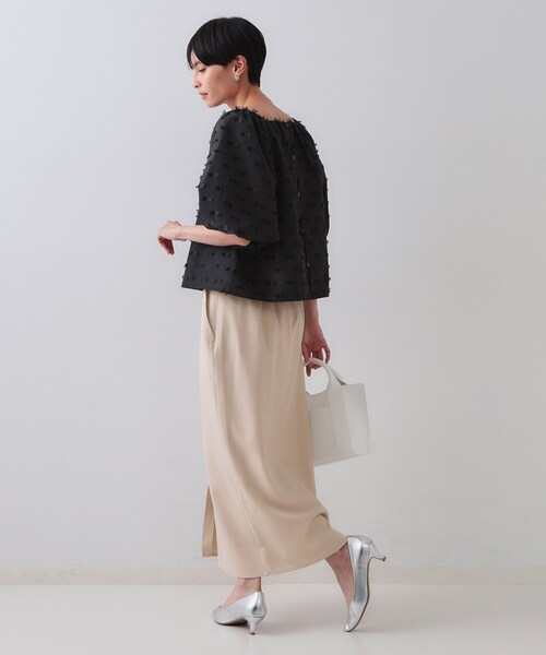 OPAQUE.CLIP（オペークドットクリップ）の「リネンライクストレッチタイトスカート【洗濯機洗い可】（スカート・レディース・ブラック/ブラウン系その他/ライトベージュ・36/38/40/42）」の10枚目の写真