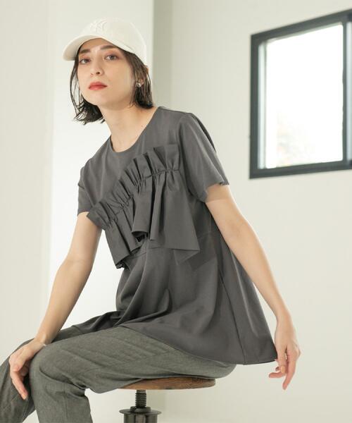 OPAQUE.CLIP（オペークドットクリップ）の「フリルドッキングペプラムトップス【接触冷感/洗濯機洗い可】（Tシャツ/カットソー・レディース・ブラック/チャコールグレー/ホワイト/イエロー系その他・38/40/42）」の16枚目の写真