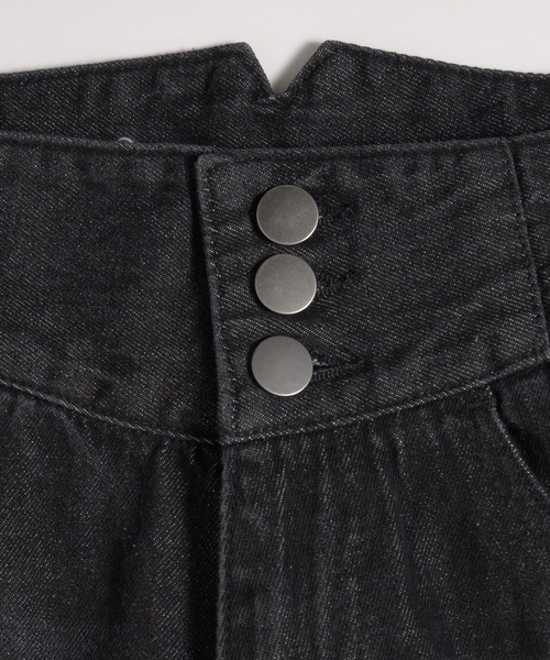 MUHET（ミュエータ）の「fold-over waist denim pants / ウエスト折り返しデニムパンツ（デニムパンツ・レディース・ブラック/インディゴブルー・MEDIUM/LARGE/SMALL）」の14枚目の写真