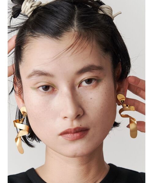 セール】MELT WAVE EARRING / メルトウェーブイヤリング