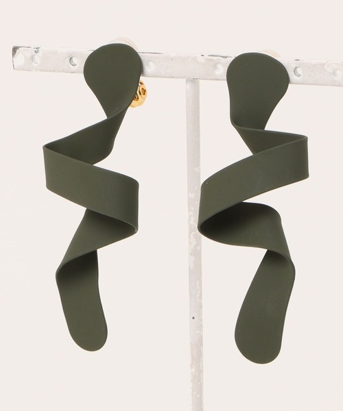 UN3D.（アンスリード）の「MELT WAVE EARRING / メルトウェーブイヤリング（イヤリング・レディース・シルバー/ブルー/ホワイト/カーキ/ゴールド・FREE）」の7枚目の写真