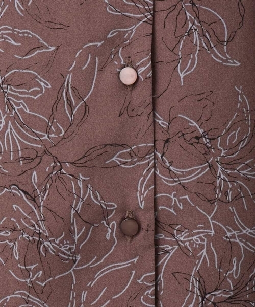 OFUON le MK(オフオンルエムケー)の「ラインフラワープリントワンピース/洗える/WEB限定サイズあり(ワンピース・レディース・ブラック/ブラウン・36/38/40)」の10枚目の写真