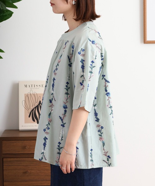 Emago(イマゴ)の「EMAGO 花ストライプ総柄刺繍ブラウス(シャツ/ブラウス・レディース・オリーブ/ブラック/アイボリー・FREE)」の17枚目の写真