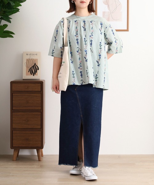Emago(イマゴ)の「EMAGO 花ストライプ総柄刺繍ブラウス(シャツ/ブラウス・レディース・オリーブ/ブラック/アイボリー・FREE)」の15枚目の写真