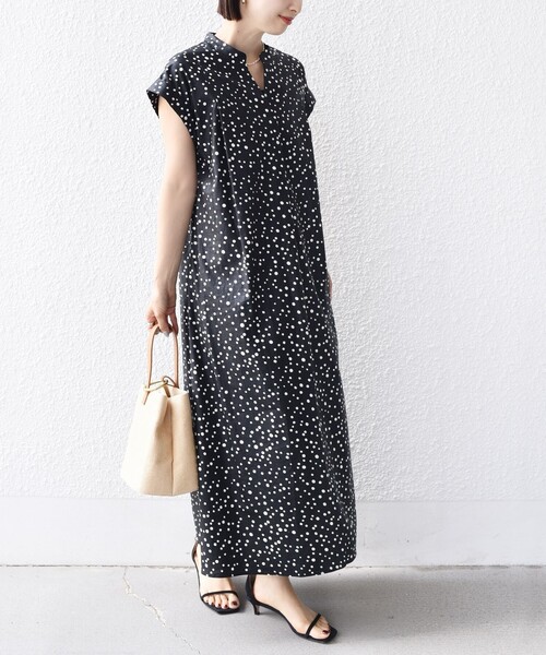 SHIPS（シップス）の「【WEB限定】〈手洗い可能〉リネン レーヨン コーティング ワンピース（ワンピース・レディース・ブラック/オリーブ/チャコールグレー・36/38）」の16枚目の写真