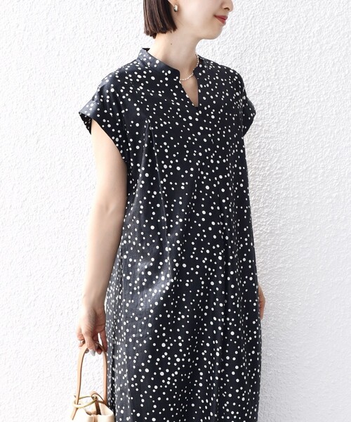 SHIPS（シップス）の「【WEB限定】〈手洗い可能〉リネン レーヨン コーティング ワンピース（ワンピース・レディース・ブラック/オリーブ/チャコールグレー・36/38）」の19枚目の写真