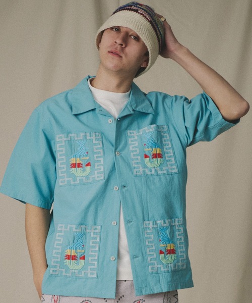 Universal Style Wear（ユニバーサルスタイルウェア）の「Universal Style Wear グアテマラ シャツ（シャツ/ブラウス・メンズ・ブラック/オフホワイト/ブルー/ベージュ・MEDIUM/LARGE/X-LARGE）」の4枚目の写真