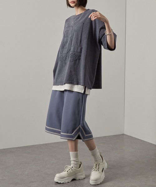 Alfred Alex（アルフレッドアレックス）の「【Alfred Alex】ピグメントナンバリングロゴパッチ半袖Tシャツ（Tシャツ/カットソー・メンズ・グレイッシュブルー/ブラック/ワイン・M/L）」の9枚目の写真