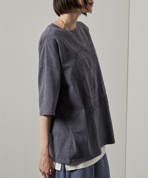 Alfred Alex（アルフレッドアレックス）の「【Alfred Alex】ピグメントナンバリングロゴパッチ半袖Tシャツ（Tシャツ/カットソー・メンズ・グレイッシュブルー/ブラック/ワイン・M/L）」の13枚目の写真