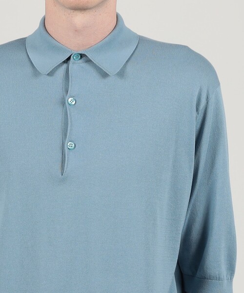 TOMORROWLAND (トゥモローランド)の「【別注】JOHN SMEDLEY コットン ポロカラーニット(ニット/セーター・メンズ・ライトブルー/グレイッシュベージュ/ブラック/ダークグリーン/レッド系その他/ネイビー・L/M/S)」の11枚目の写真
