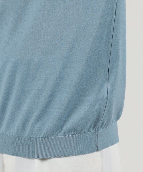 TOMORROWLAND (トゥモローランド)の「【別注】JOHN SMEDLEY コットン ポロカラーニット(ニット/セーター・メンズ・ライトブルー/グレイッシュベージュ/ブラック/ダークグリーン/レッド系その他/ネイビー・L/M/S)」の13枚目の写真