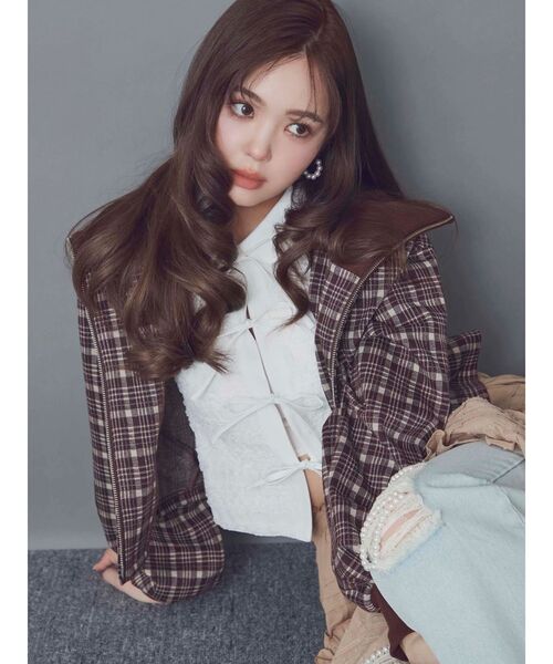 CALNAMUR（カルナムール）の「シャツカラーギャザーリボンカットソー（シャツ/ブラウス・レディース・ブラック/ホワイト・FREE）」の20枚目の写真