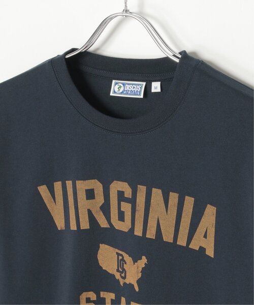 DISCUS ATHLETIC（ディスカス　アスレチック）の「DISCUS ATHLETIC ディスカス アスレティック アーチカレッジプリントTシャツ（Tシャツ/カットソー・メンズ・ホワイト/ブラック/グレイッシュベージュ/ネイビー・L/LL/M）」の9枚目の写真