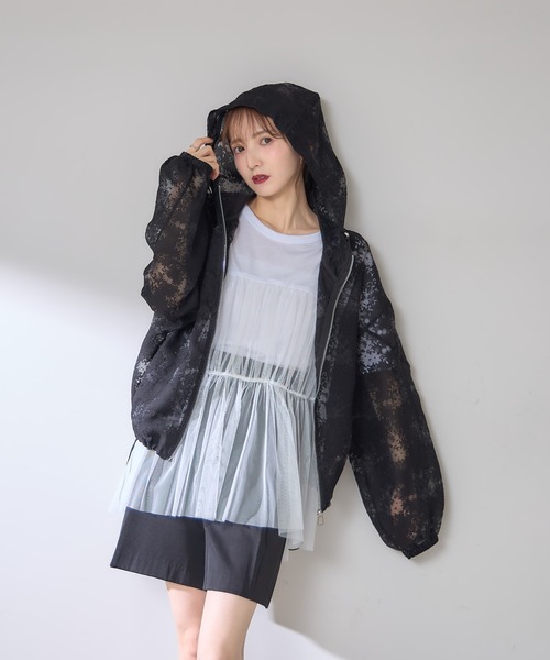 &. NOSTALGIA（アンドドットノスタルジア）の「【ZOZO限定】フラワーシアーブルゾン（ブルゾン・レディース・ホワイト/ブラック・M）」の16枚目の写真