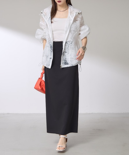 &. NOSTALGIA（アンドドットノスタルジア）の「【ZOZO限定】フラワーシアーブルゾン（ブルゾン・レディース・ホワイト/ブラック・M）」の18枚目の写真