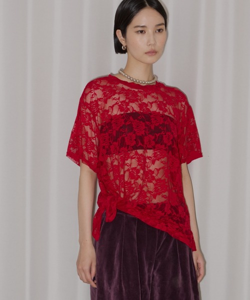 yae(ヤエ)の「Lace T-shirts / レースTシャツ(Tシャツ/カットソー・レディース・ライトブルー/レッド/ブラック/ピンク・FREE)」の4枚目の写真
