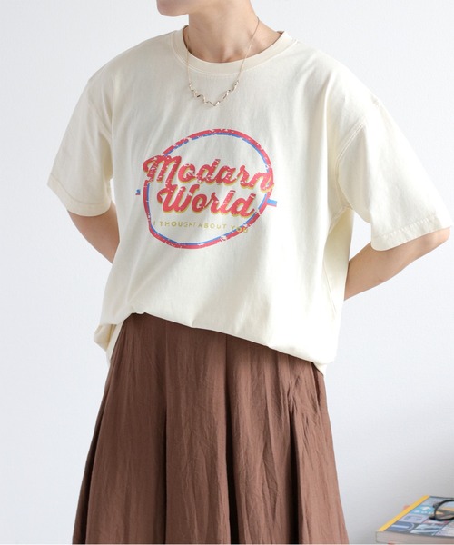 cepo（セポ）の「〈ユニセックス〉ピグメントロゴショートスリーブツアーTee（Tシャツ/カットソー・レディース・ホワイト/チャコール・M）」の2枚目の写真
