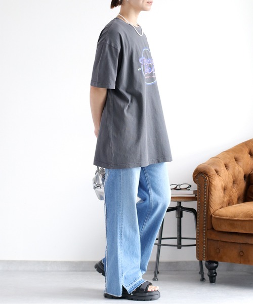 cepo（セポ）の「〈ユニセックス〉ピグメントロゴショートスリーブツアーTee（Tシャツ/カットソー・レディース・ホワイト/チャコール・M）」の15枚目の写真