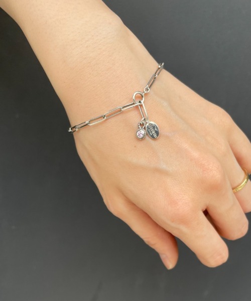 VIVIFY（ビビファイ）の「エヴァ/ブレスレット/レクタングル（ブレスレット・メンズ・クリア/ブルー/オレンジ/ピンク/パープル・FREE）」の6枚目の写真