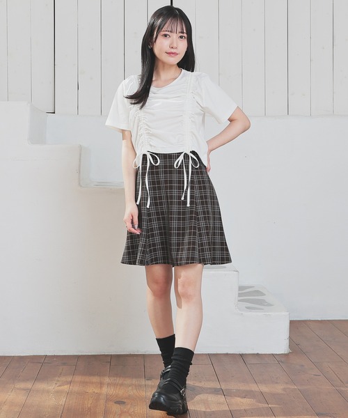 Honeys(ハニーズ)の「前ドロストトップス(Tシャツ/カットソー・レディース・ブラウン/ホワイト/ボルドー/スミクロ・L/M/S)」の5枚目の写真