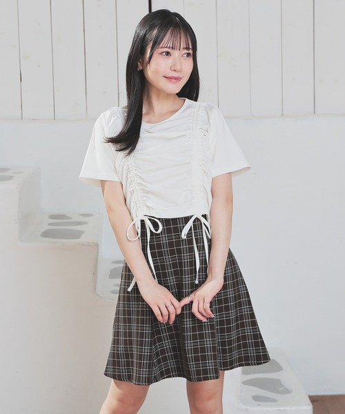 Honeys(ハニーズ)の「前ドロストトップス(Tシャツ/カットソー・レディース・ブラウン/ホワイト/ボルドー/スミクロ・L/M/S)」の6枚目の写真