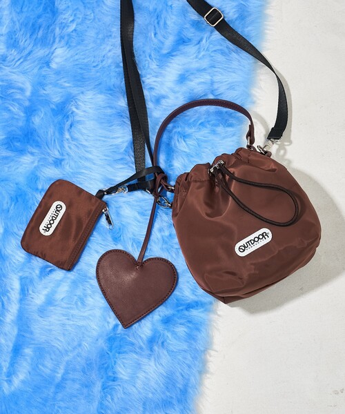 FREAK'S STORE(フリークスストア)の「OUTDOOR PRODUCTS × FREAK'S STORE/アウトドアプロダクツ 別注 マルチway ナイロンポーチ付き巾着バッグ(ショルダーバッグ・レディース・ブラック/ブラウン/ナチュラル・ONE SIZE)」の2枚目の写真