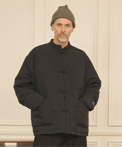 Kelen(ケレン)の「「KELEN MENS / ケレン メンズ」CHINA BUTTON DOWN JACKET(ダウンジャケット/コート・メンズ・グレイッシュベージュ/ブラック・40/38/42)」の2枚目の写真