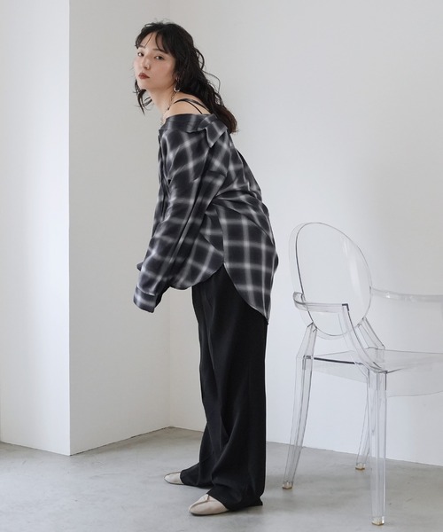 Yeoun(ヨウン)の「マルチウェイチェックシャツ(シャツ/ブラウス・レディース・ネイビー/ブラック・FREE)」の19枚目の写真