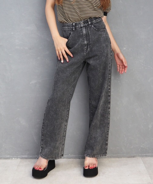 CECIL McBEE（セシルマクビー）の「10ozデニムワイドパンツ（デニムパンツ・レディース・ネイビー/ライトブルー/ブラック・LARGE/MEDIUM）」の2枚目の写真