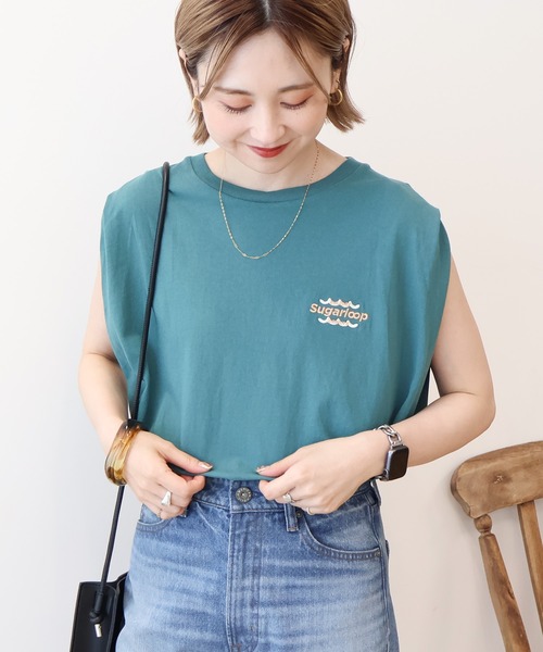 AMERICAN HOLIC(アメリカンホリック)の「ロゴ刺繍ノースリーブプルオーバー(Tシャツ/カットソー・レディース・グリーン/オレンジ/ブラック/チャコールグレー/オフホワイト・M/L)」の4枚目の写真