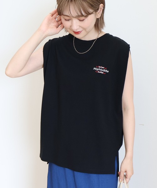 AMERICAN HOLIC(アメリカンホリック)の「ロゴ刺繍ノースリーブプルオーバー(Tシャツ/カットソー・レディース・グリーン/オレンジ/ブラック/チャコールグレー/オフホワイト・M/L)」の3枚目の写真