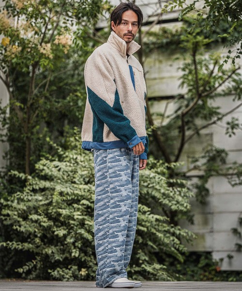 CAMBIO(カンビオ)の「mp13920-Three Dimensional Jacquard Denim Wide Straight Pants デニムパンツ(デニムパンツ・メンズ・ダークインディゴブルー/ライトインディゴブルー・S/M/L)」の7枚目の写真