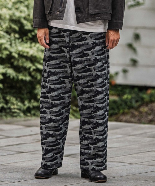 CAMBIO(カンビオ)の「mp13920-Three Dimensional Jacquard Denim Wide Straight Pants デニムパンツ(デニムパンツ・メンズ・ダークインディゴブルー/ライトインディゴブルー・S/M/L)」の10枚目の写真