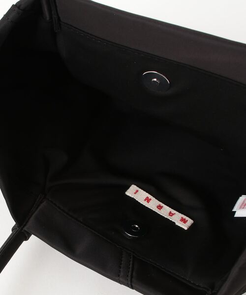 MARNI(マルニ)の「キッズ ショッパーバッグ MARNI KID(トートバッグ・キッズ・ブラック/ピンク・UNI)」の5枚目の写真