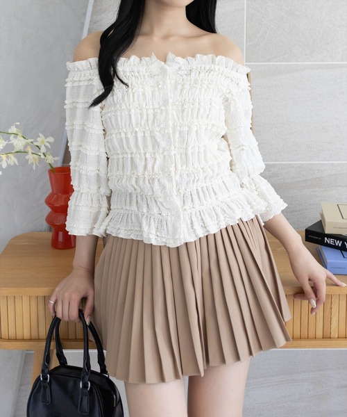 clear（クリア）の「２wayフリルティアード七分袖トップス[オフィスカジュアル フェミニン]≪AW新作≫（Tシャツ/カットソー・レディース・ブラック/アイボリー/ピンク・F）」の2枚目の写真