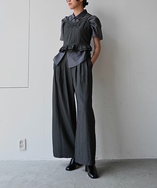 WILLFULLY(ウィルフリー)の「3tuck stripe wide PT(その他パンツ・レディース・チャコール/ブラウン・FREE)」の10枚目の写真