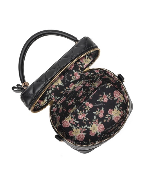 dazzlin(ダズリン)の「【dazzlin/ダズリン】キルティング リボンチャーム付バニティ(ショルダーバッグ・レディース・アイボリー/ミント/ブラック/ピンク・FREE)」の13枚目の写真