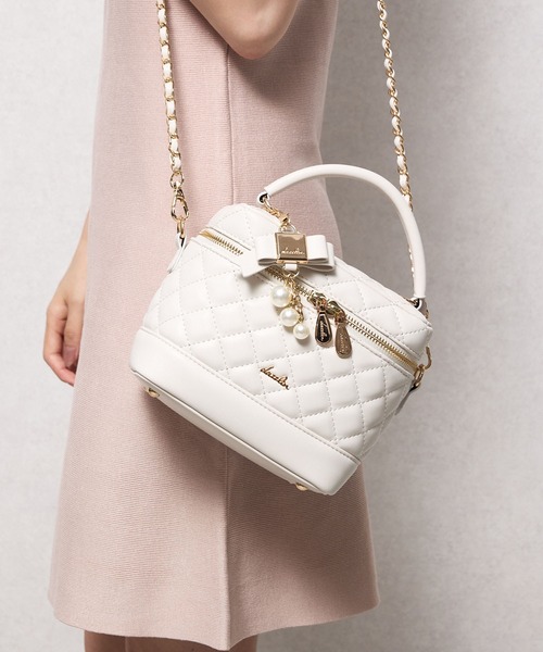 dazzlin(ダズリン)の「【dazzlin/ダズリン】キルティング リボンチャーム付バニティ(ショルダーバッグ・レディース・アイボリー/ミント/ブラック/ピンク・FREE)」の15枚目の写真