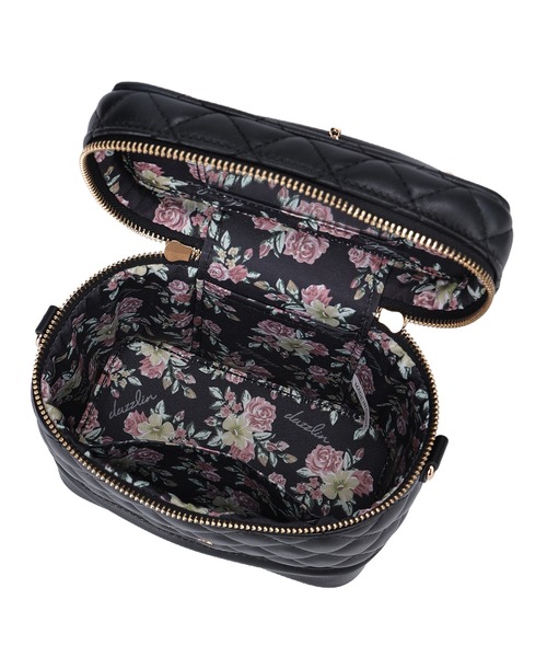 dazzlin(ダズリン)の「【dazzlin/ダズリン】キルティング リボンチャーム付バニティ(ショルダーバッグ・レディース・アイボリー/ミント/ブラック/ピンク・FREE)」の5枚目の写真