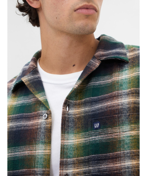 GAP(ギャップ)の「オーガニックコットン フランネルシャツ(シャツ/ブラウス・メンズ・ワイン/ブルー系その他/ブラウン系その他/ブラウン/ブラック系その他/ネイビー・S/M/L/XL/XS)」の9枚目の写真